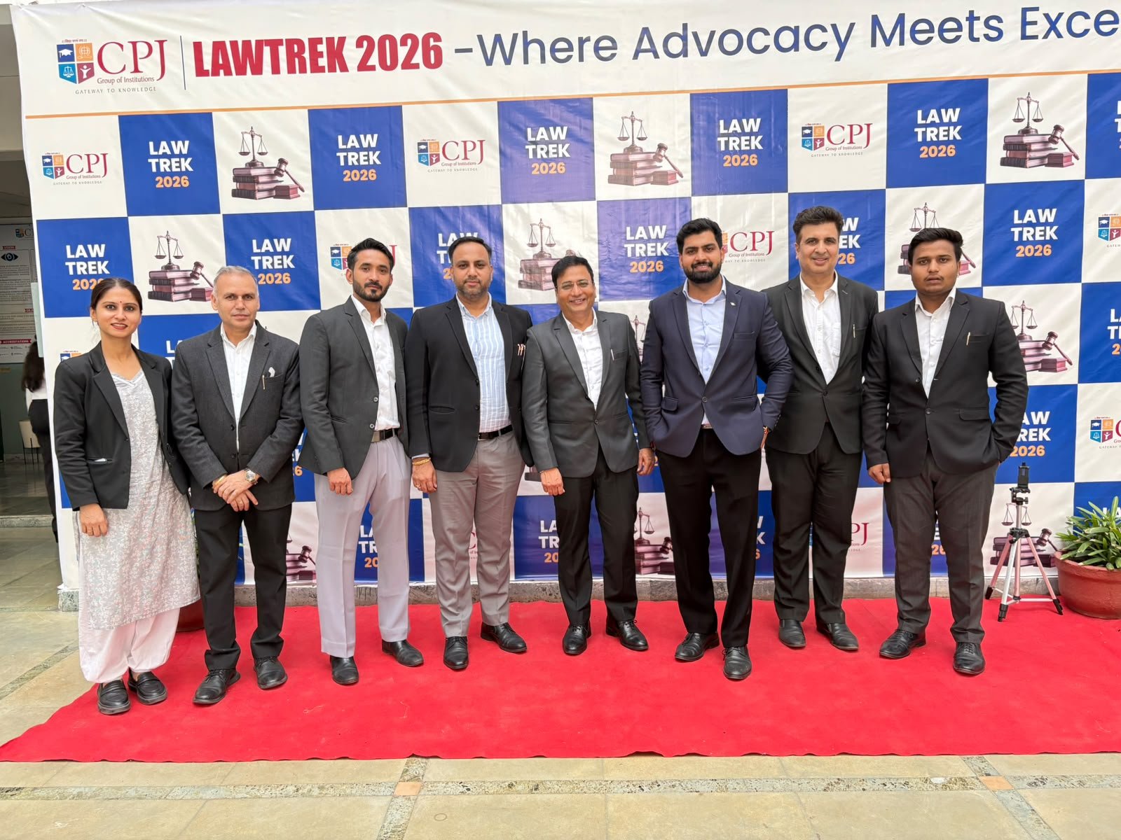 Rashtra Jagrookta | LAWTREK 2026: सीपीजे ग्रुप ऑफ इंस्टीट्यूशंस एवं साकेत बार...